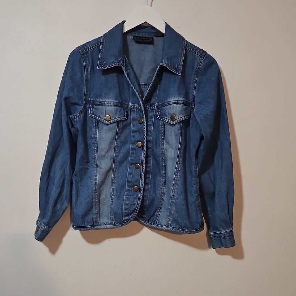 New Directions Classic Blue Denim Jacket Clothing👕